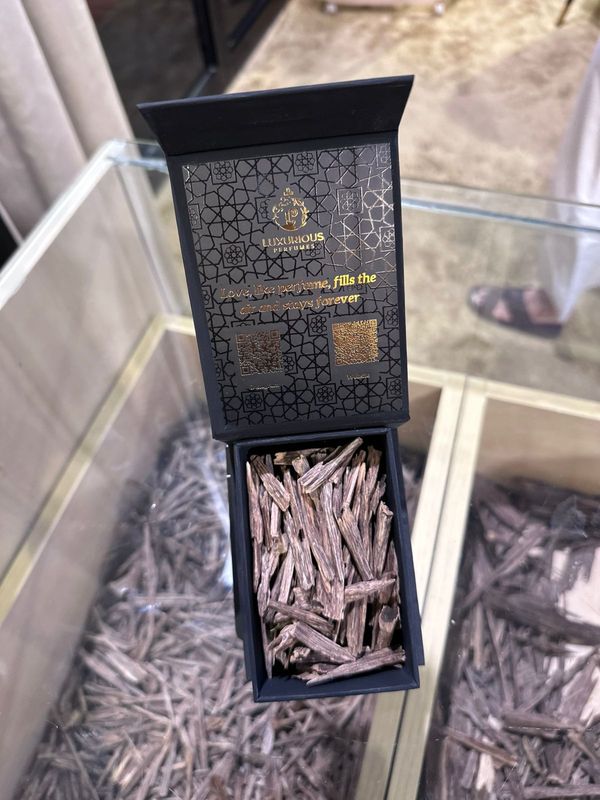 Sallaa Super Oud Wood 1 Tola