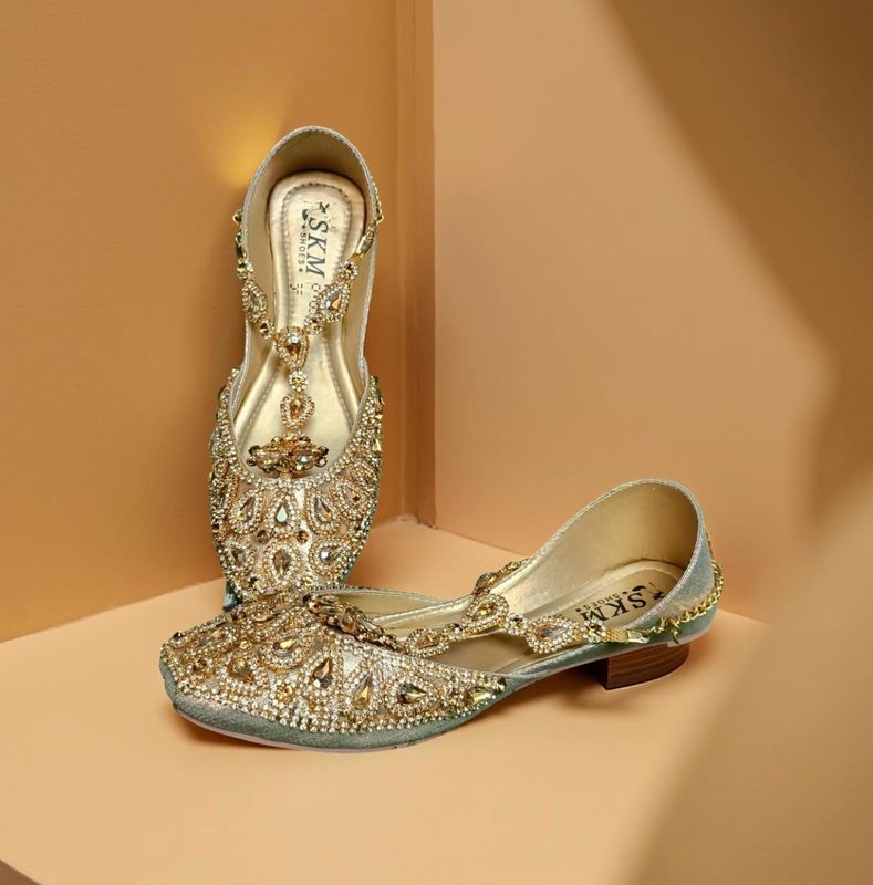 Zahabia Golden Handcrafted Indian Style Sandals Size - 37