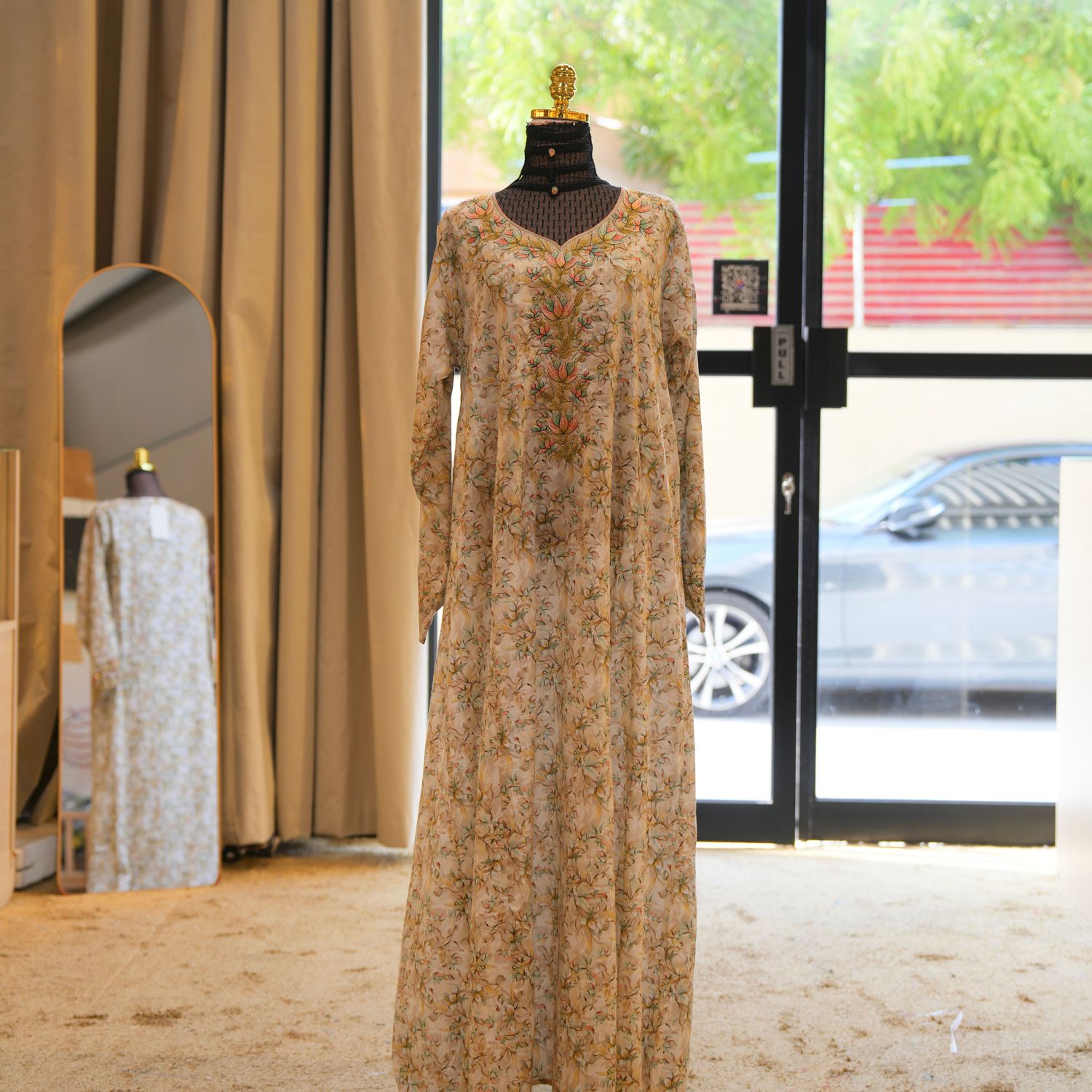 S/M Mukhawar Ready to wear 56"Long