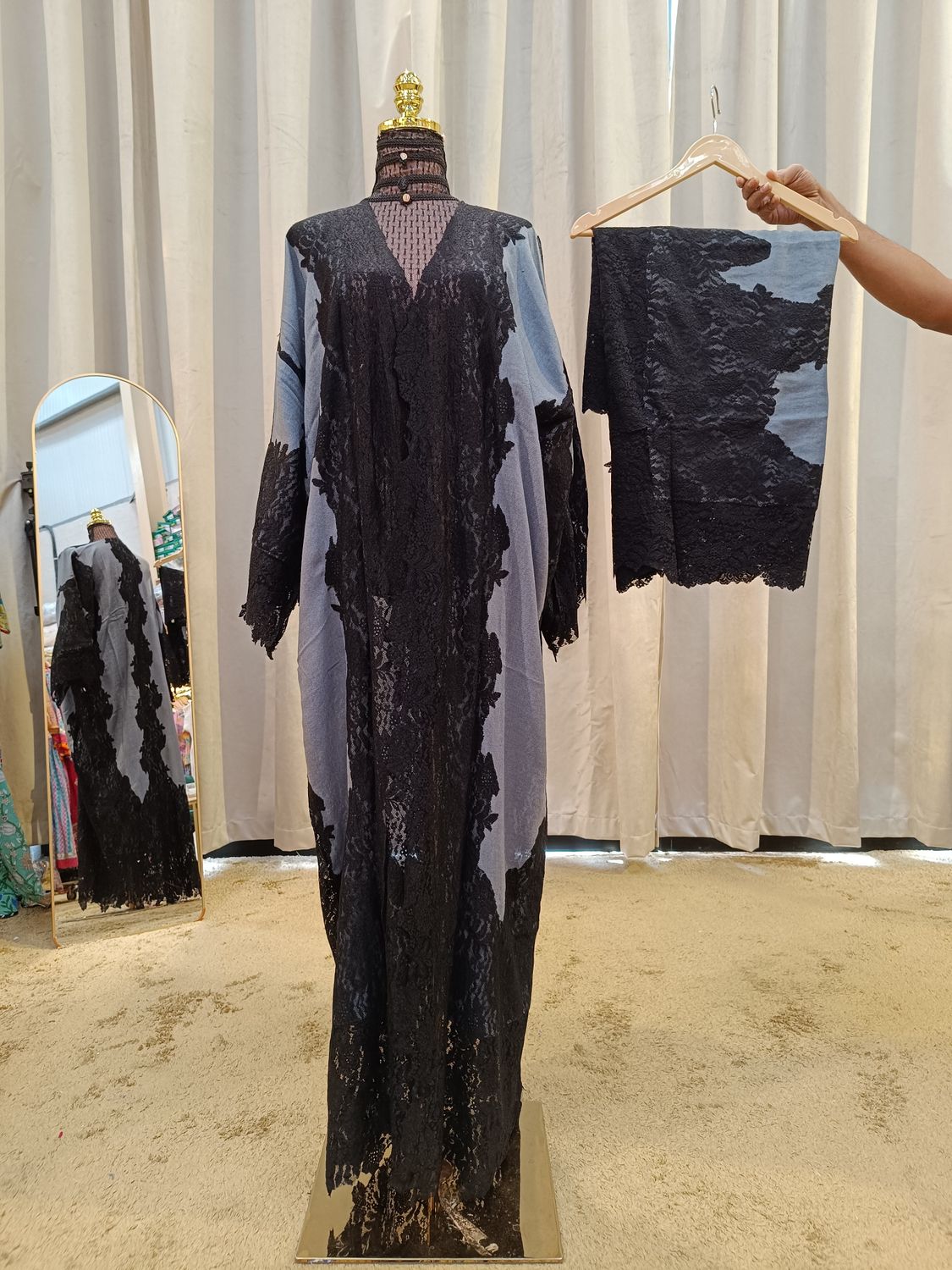 Cashmere Bisht With Sheila 59" Lenght