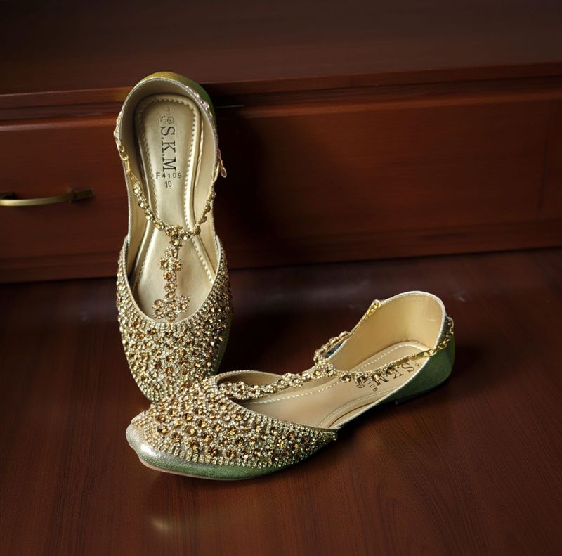 Golden Handcrafted Indian Style Sandals Size  39