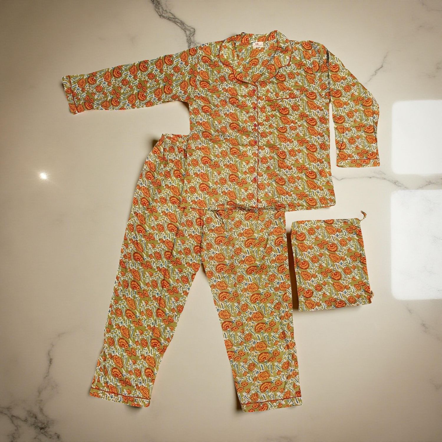 XS/S  Full Sleeves Full Collar Neck Cotton Pink Pajamas Set