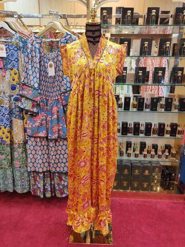 XS/S Amani  Print Silk Dress 54" Short Sleeves Jalabiya