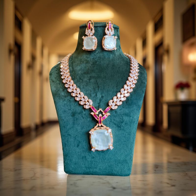 Luxury Kundan Necklace set with Earrings JW39