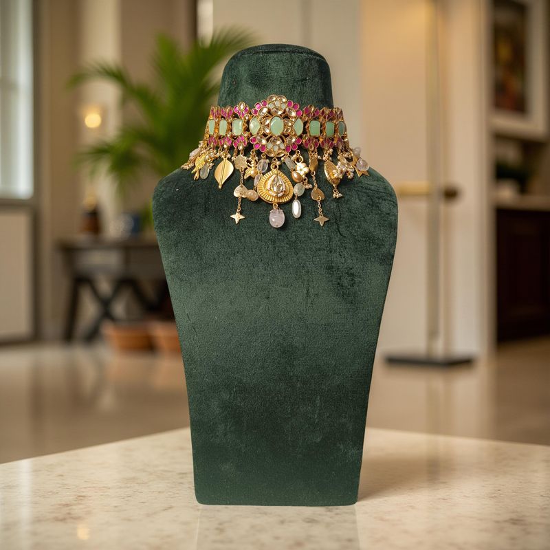 Luxury Kundan Necklace set with Earrings