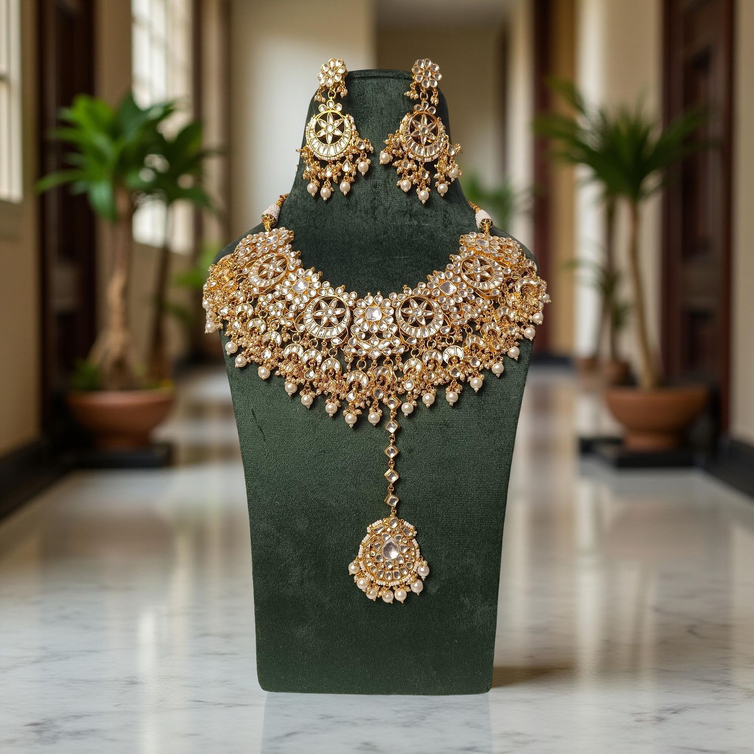 Luxury Kundan Necklace set with Earrings