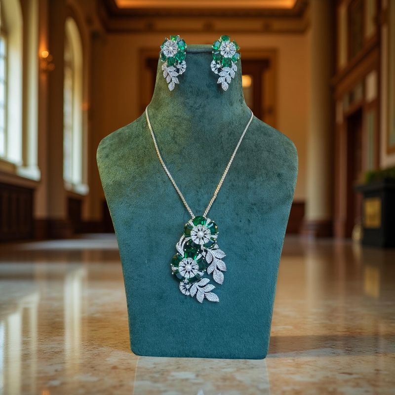 Luxury Kundan Necklace set with Earrings JW53