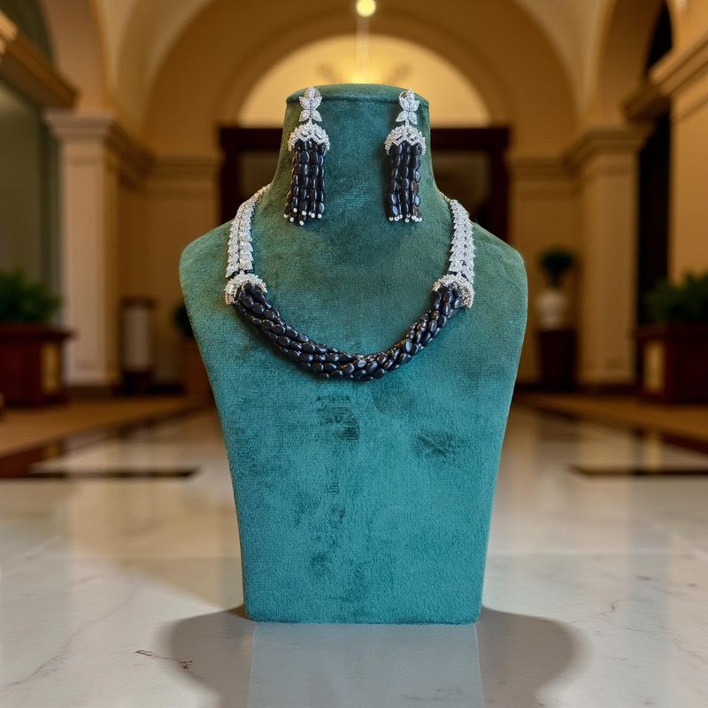 Luxury Satlada Style Beaded Erings Necklace 02