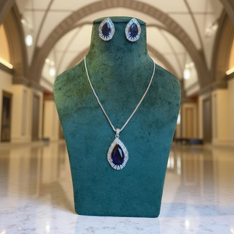 Luxury Kundan Necklace set with Earrings JW52