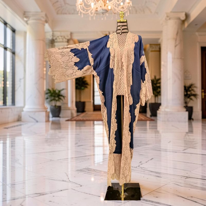 Kashmir Bisht With Sheila 56" Inches