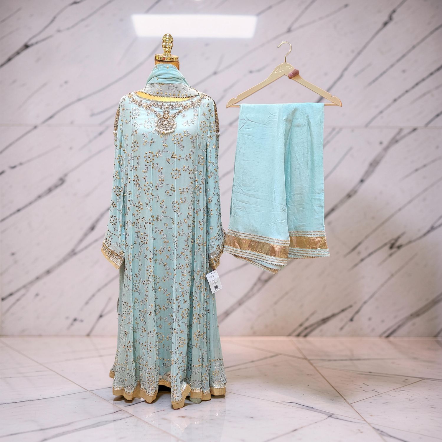 L-XL Arisha Closet Pure Silk Crepe Kamdani 3 Pcs Set