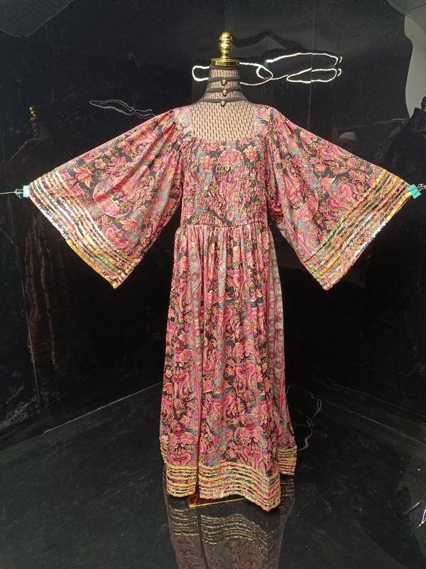 L-XL Elzina Printed Silk Dress 57" Long Jalabiya