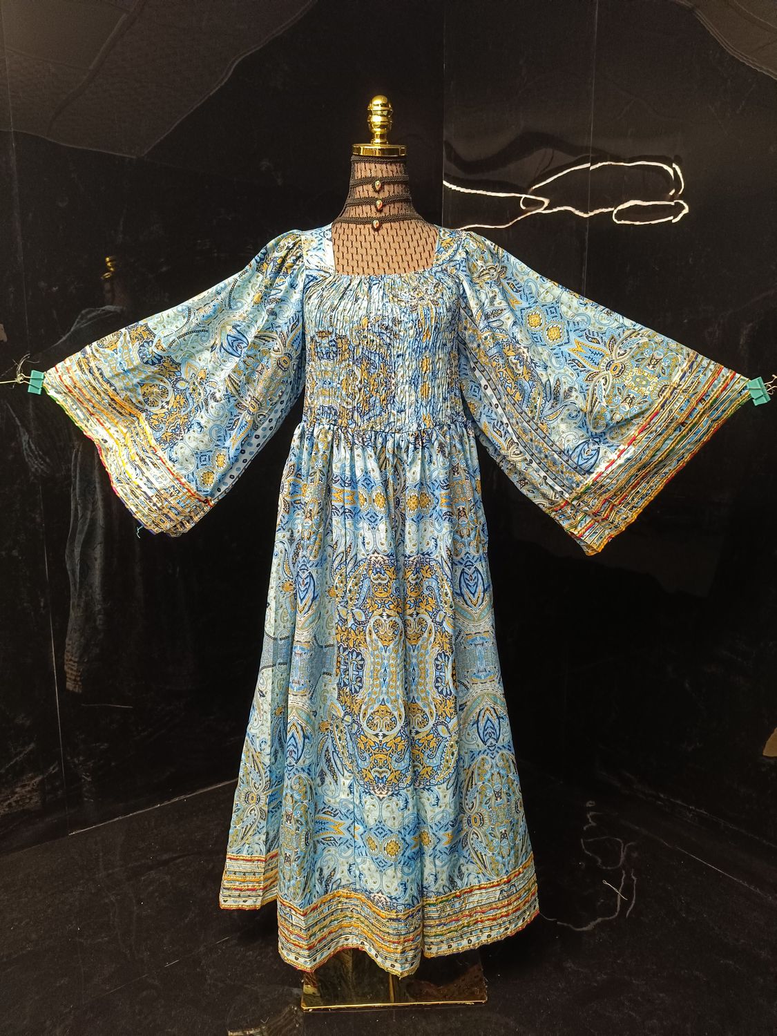 XS-S Elzina Printed Silk Dress 54" Long Jalabiya