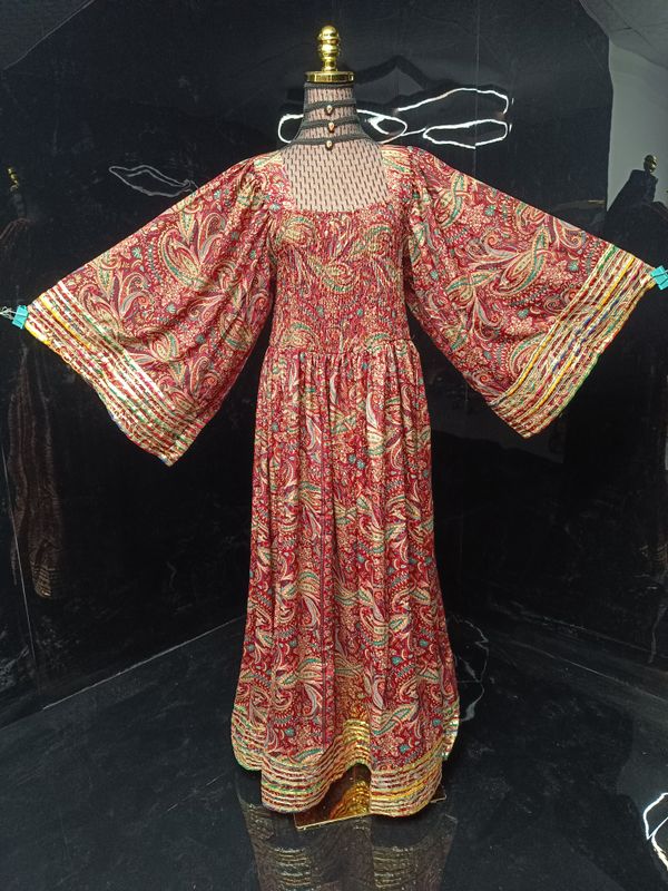 L-XL Elzina Printed Silk Dress 57" Long Jalabiya