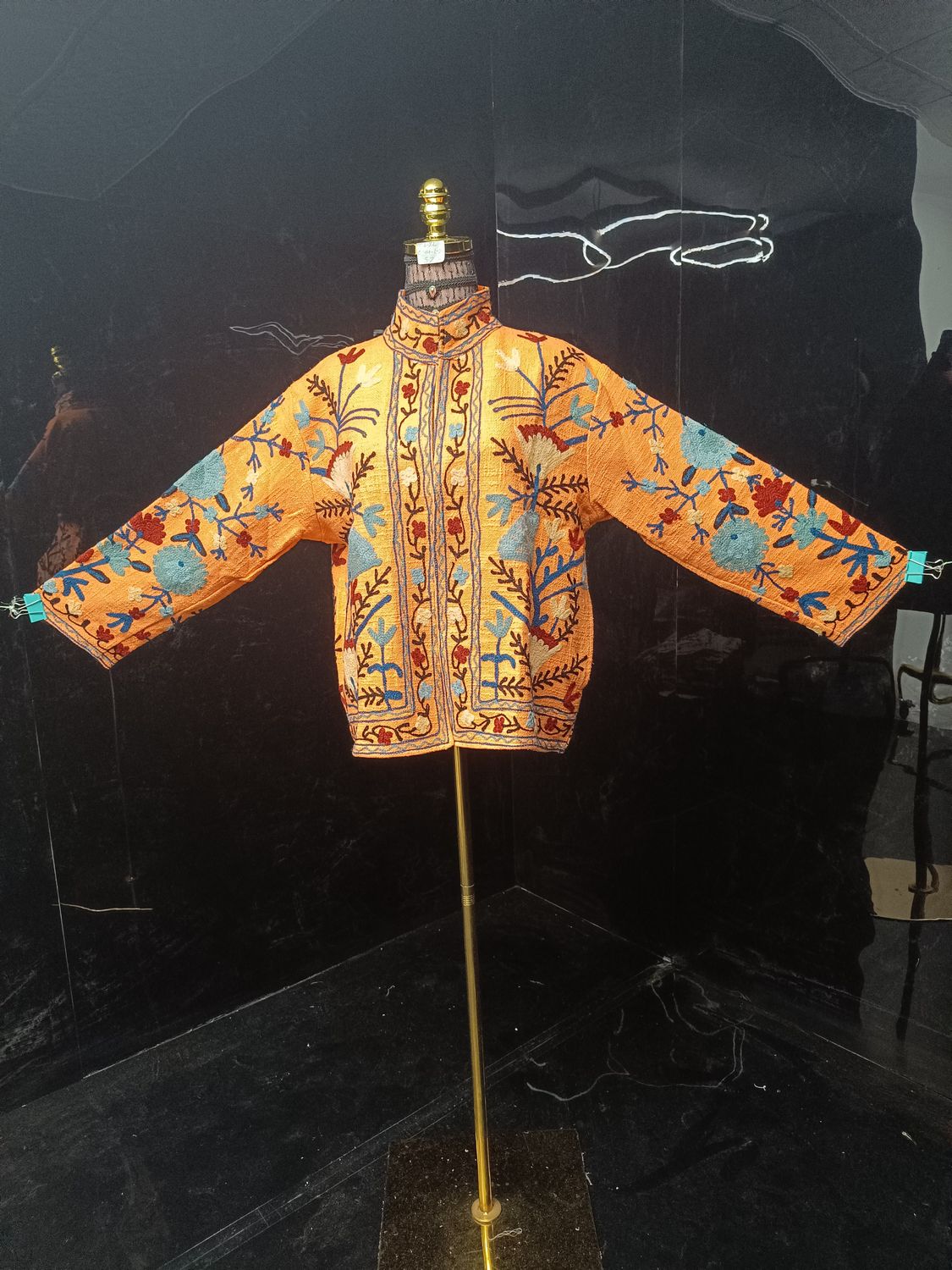 L-XL Jacket Cotton Embroidered Length 24" inches