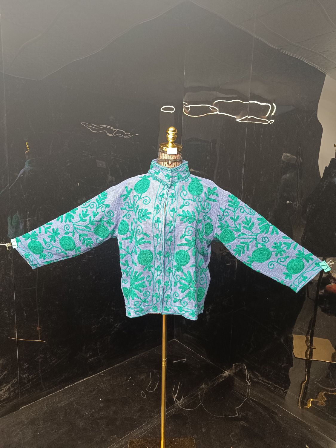 L-XL Jacket Cotton Embroidered Length 24" inches