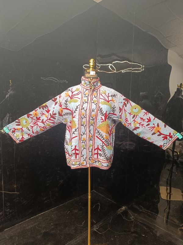 L-XL Jacket Cotton Embroidered Length 24" inches