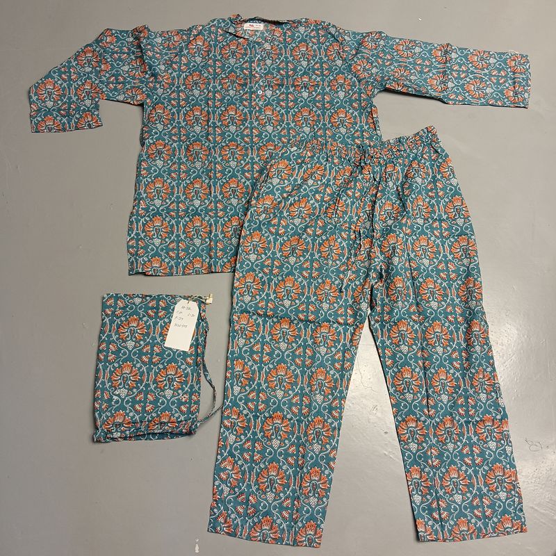 2XL-3XL Full Sleeves Stand Collar Neck Cotton Pajamas Set