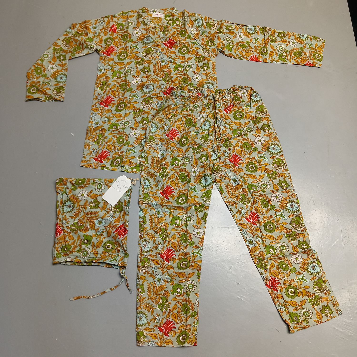 XS/S Full Sleeves Stand Collar Neck Cotton Pajamas Set