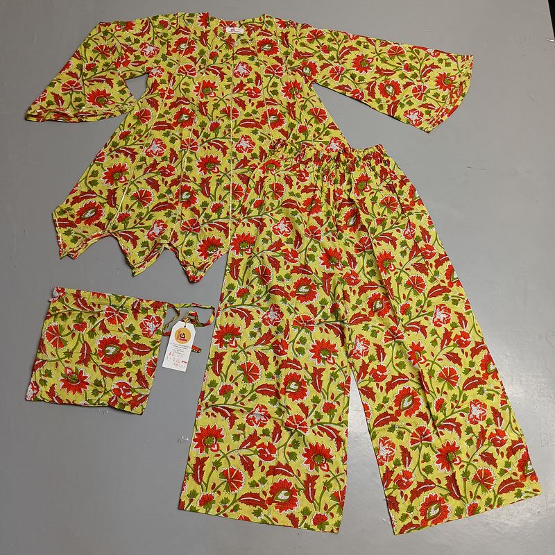 L-XL Full Sleeves Round Neck Cotton Kurti Pajamas Set