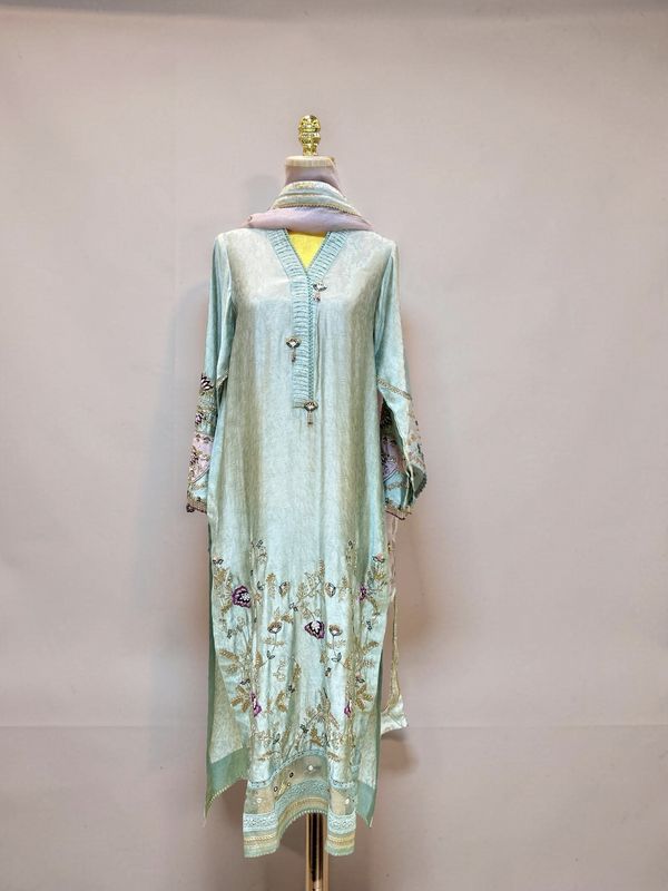 S-M Muntaha By Shanzay Sheesha Silk 3 PCs Set