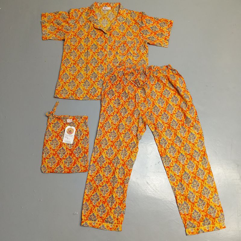 L Short Sleeves Cotton Pajama Set