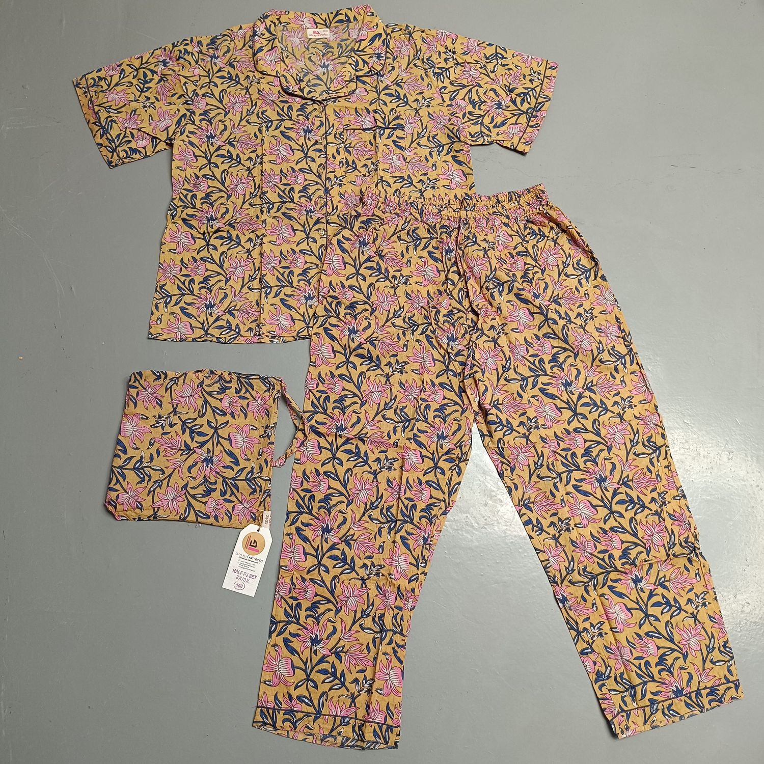 2XL-3XL Short Sleeves Collar Neck Cotton Pajamas Set