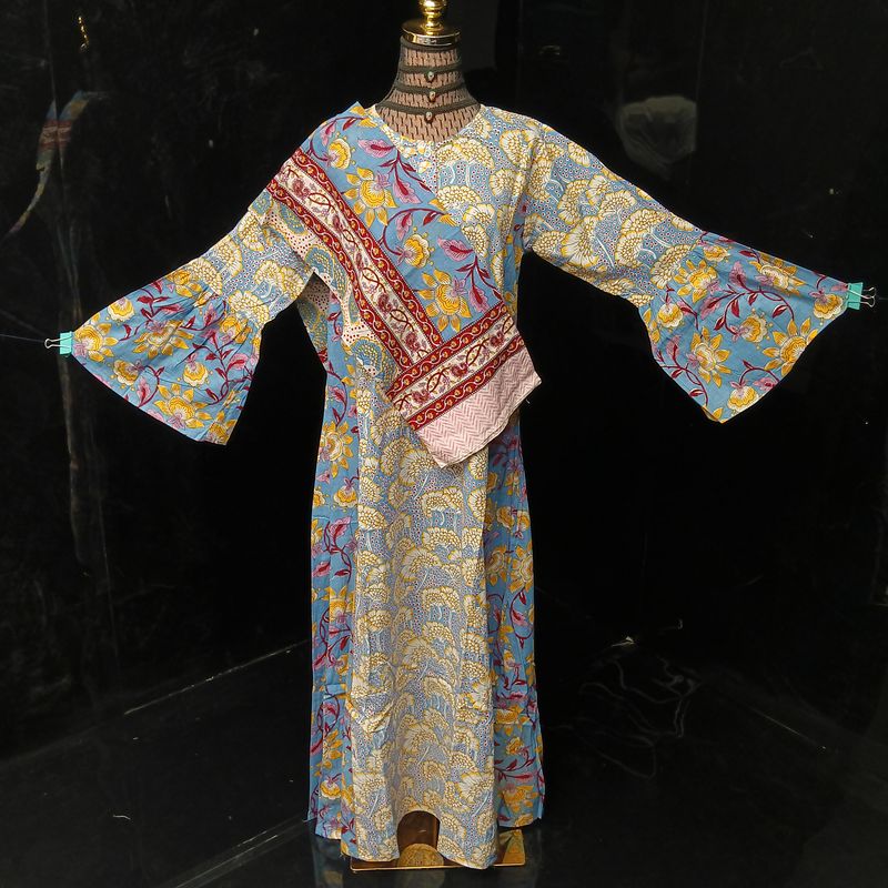 L-XL Cotton Printed Marry Dress 56" Long Jalabiya With Sheila