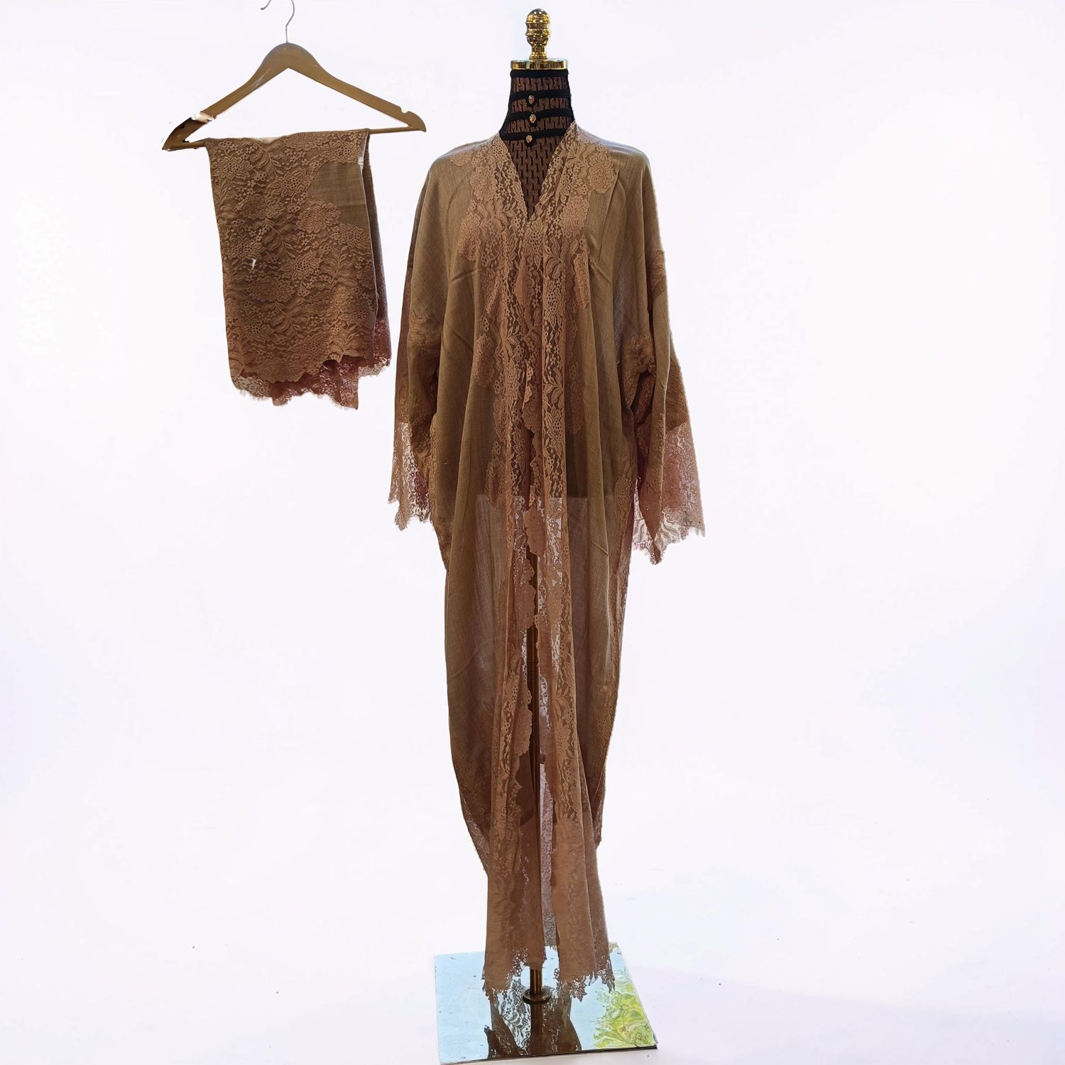 Kashmir Bisht With Sheila 57" Inches