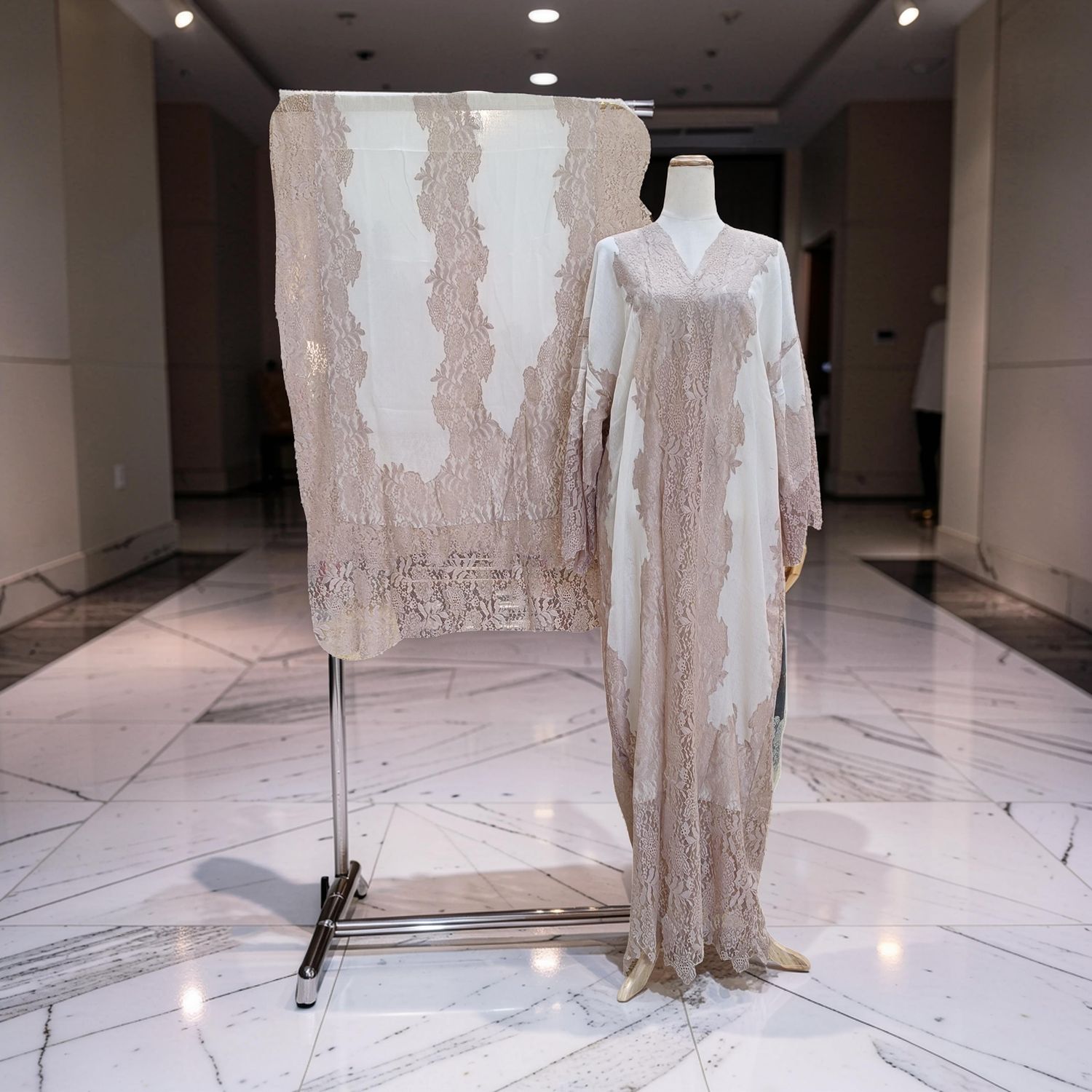 Kashmir Bisht With Sheila 56" Inches