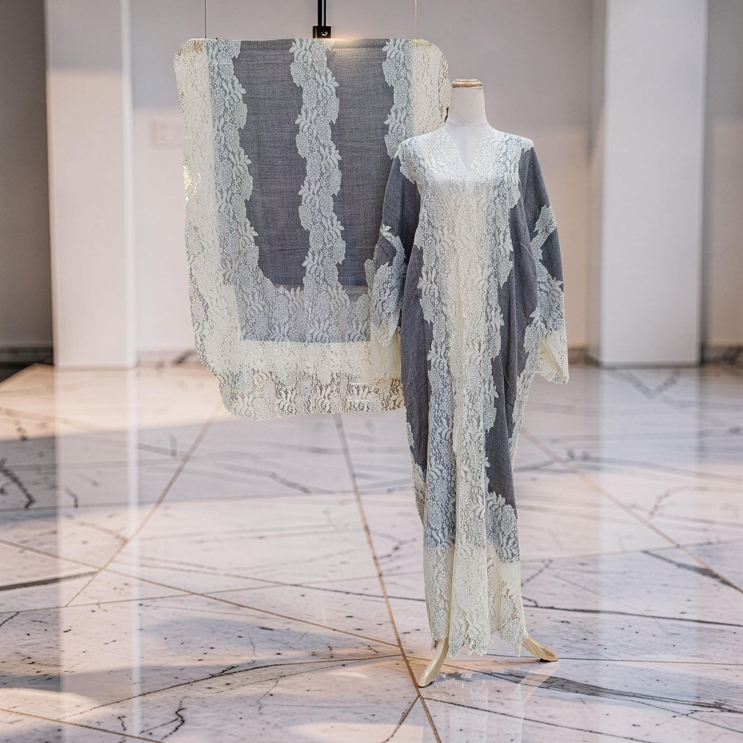 Kashmir Bisht With Sheila 57" Inches