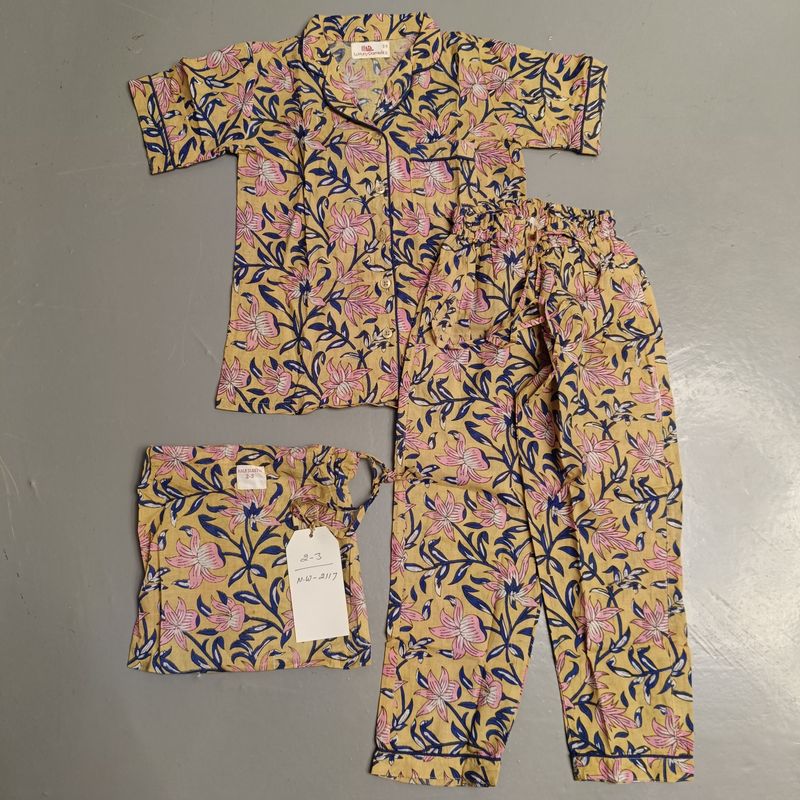 2-3 Year Cotton Half Sleeves Shirt Collar Neck Full Pajama Set