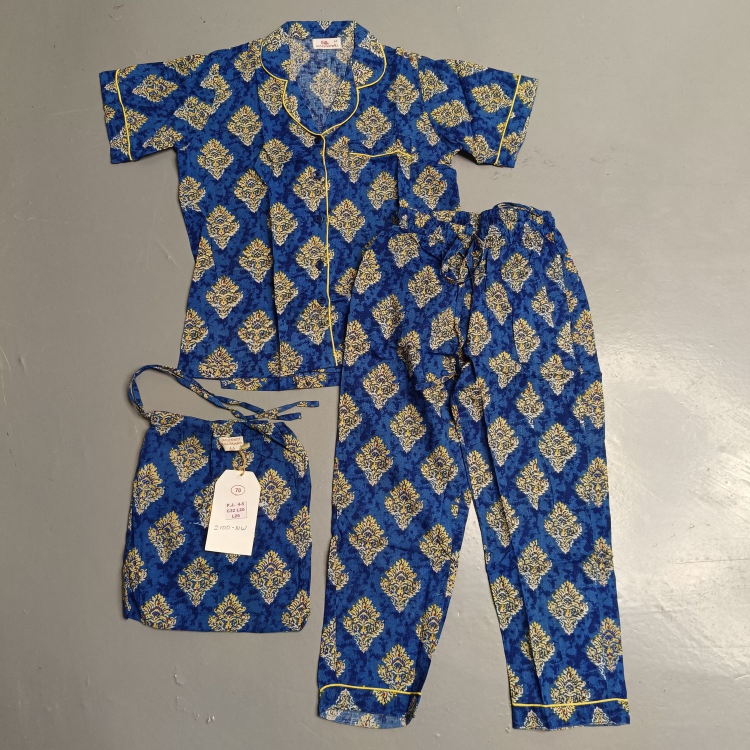 4-5 Year Cotton Half Sleeves Shirt Collar Neck Full Pajama Set