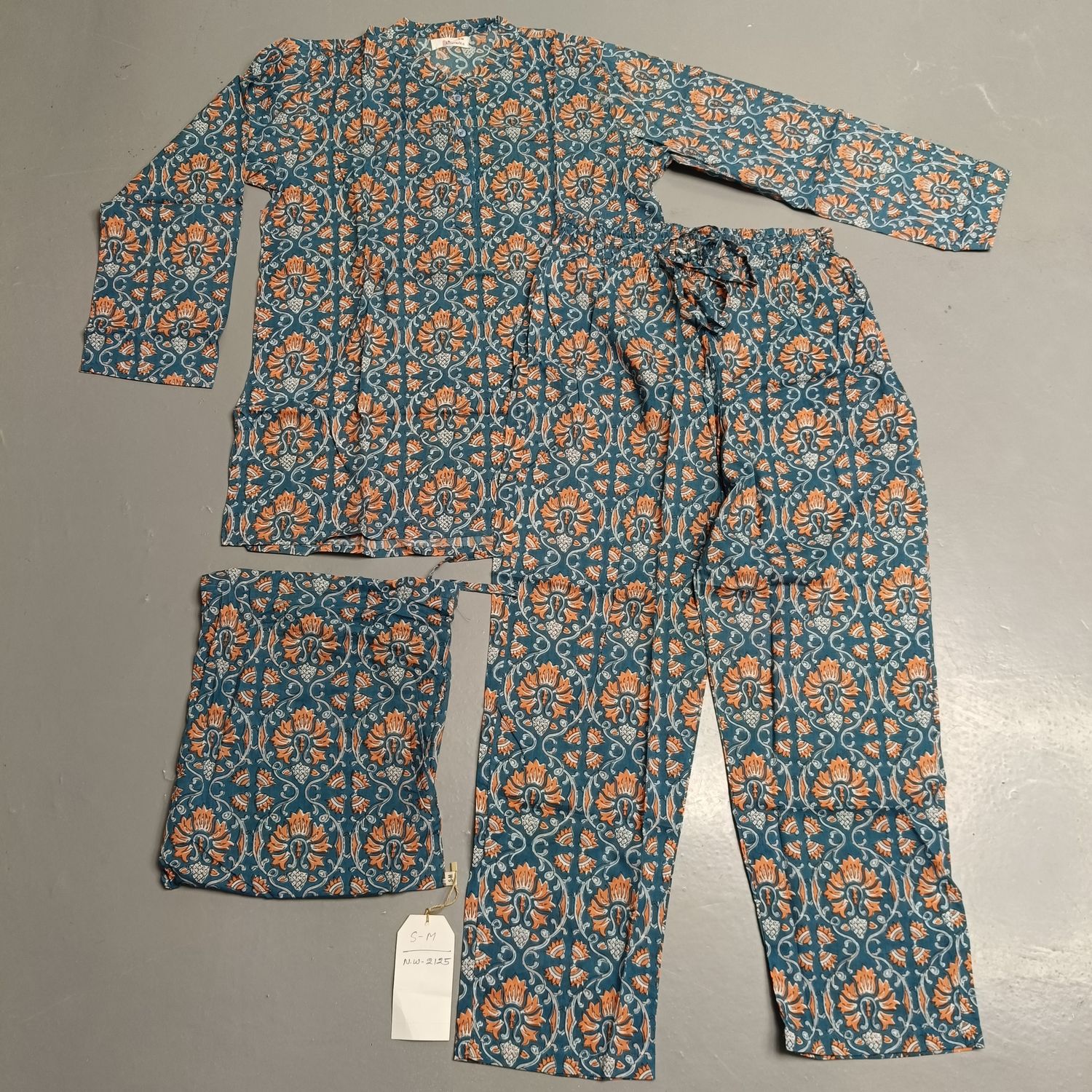 S-M Cotton Full Sleeves Pajamas Set