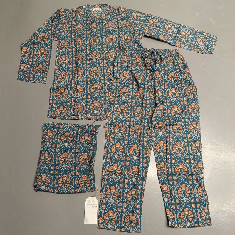 S-M Cotton Full Sleeves Pajamas Set