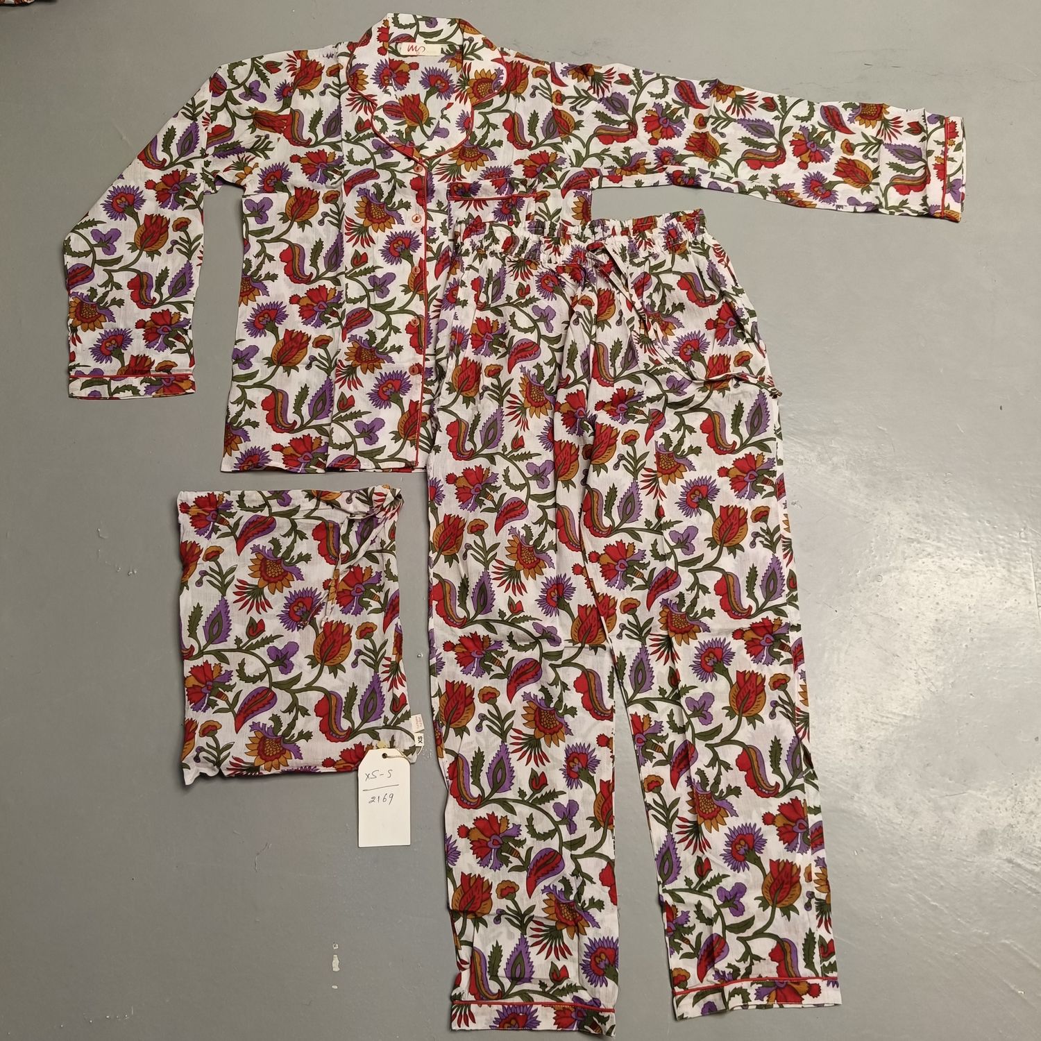 XS/S  Full Sleeves Full Collar Neck Cotton Pink Pajamas Set