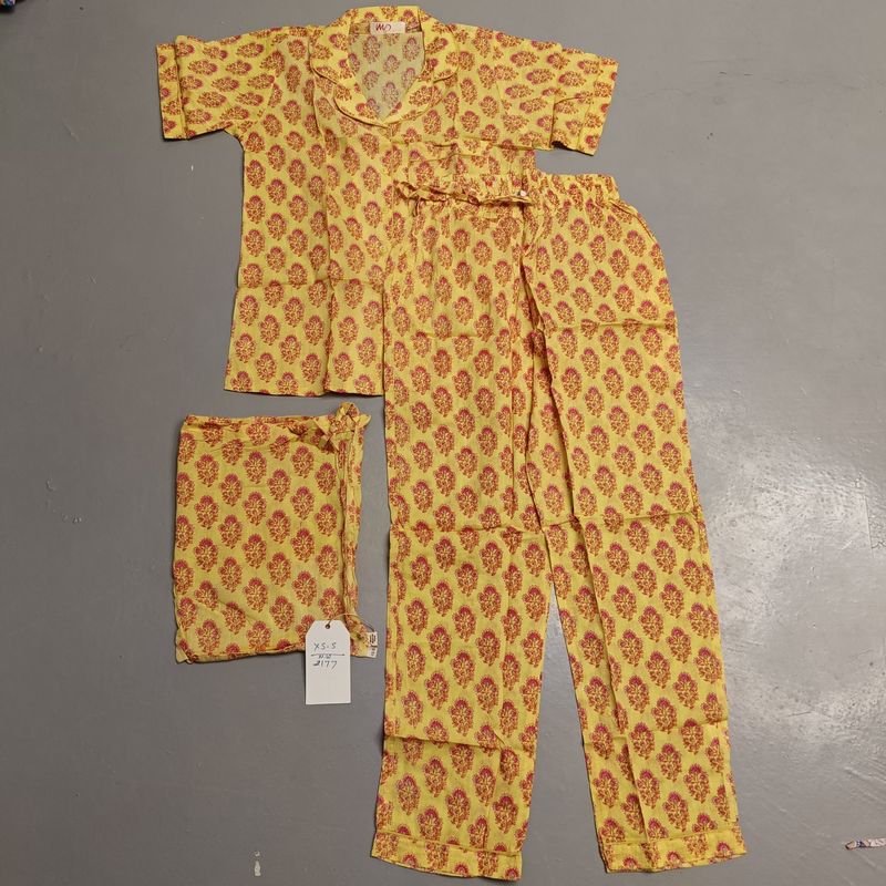 XS-S Cotton Short Sleeves Pajamas Set