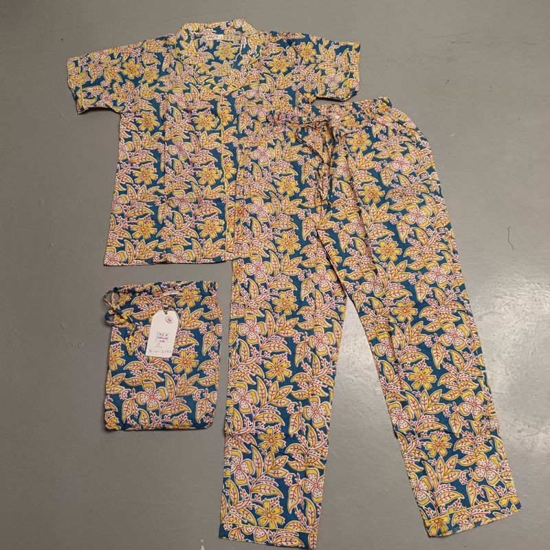 XS-S Cotton Short Sleeves Pajamas Set