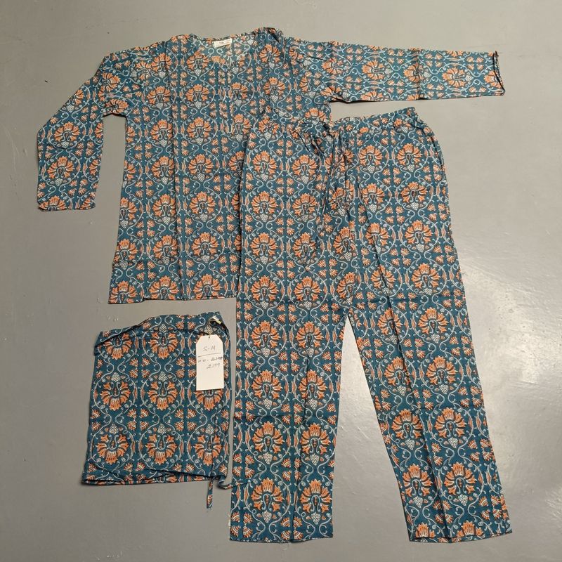 S-M Cotton Full Sleeves Pajamas Set