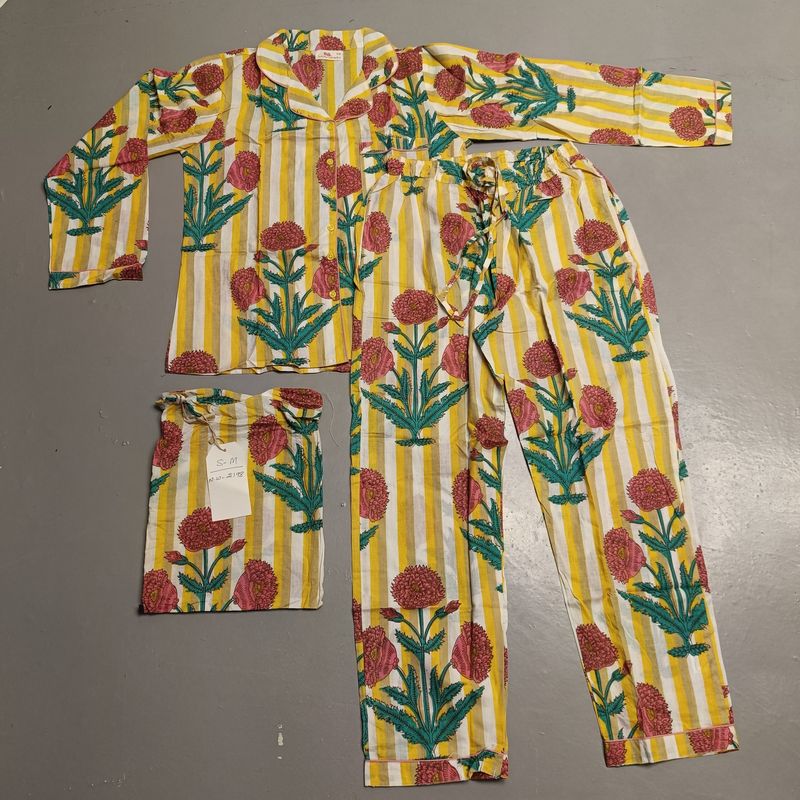 S-M Cotton Full Sleeves Pajamas Set