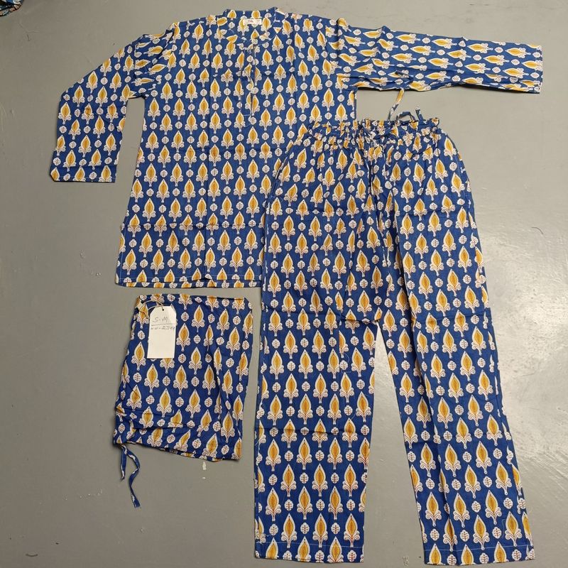 S-M Cotton Full Sleeves Pajamas Set