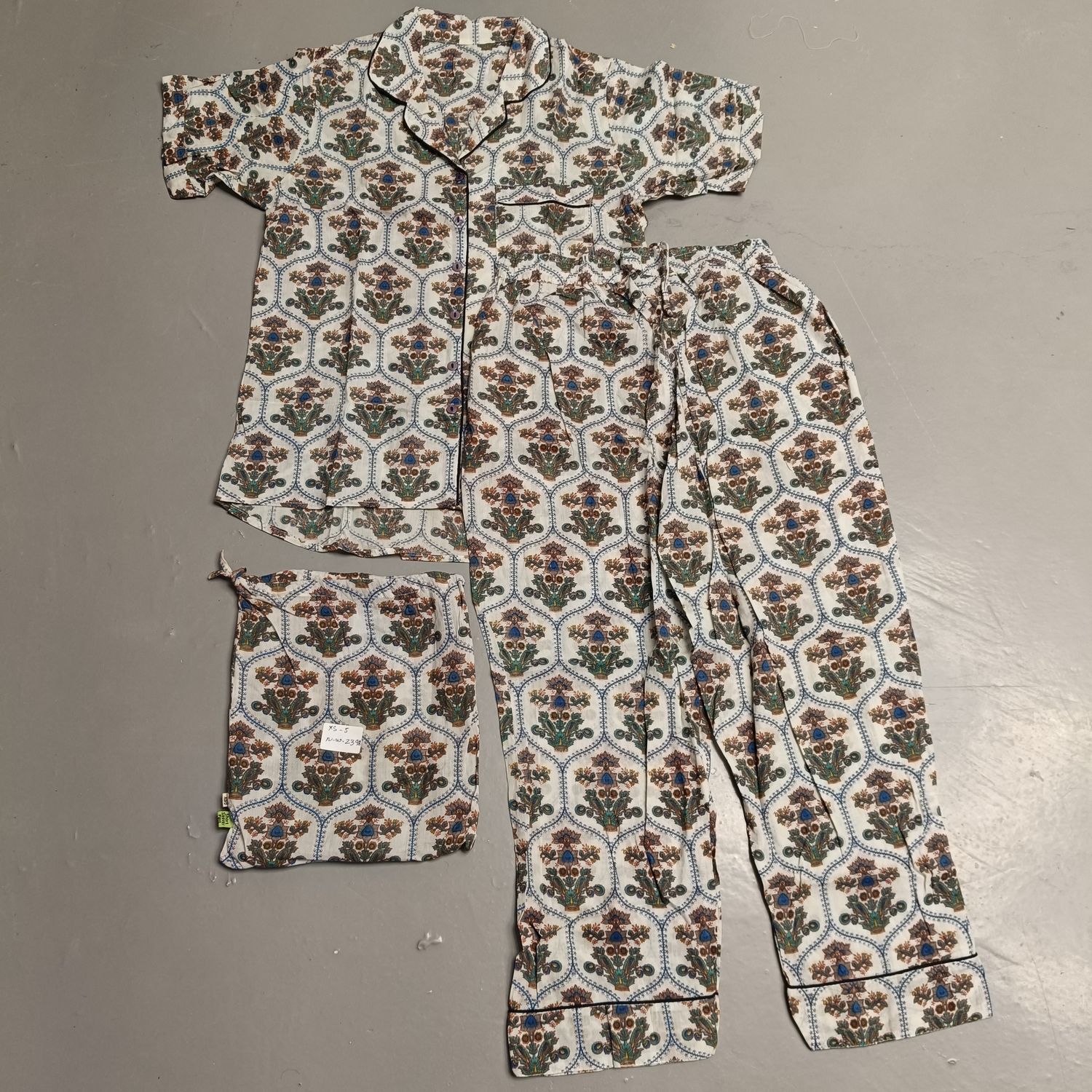 XS-S Cotton Short Sleeves Pajamas Set