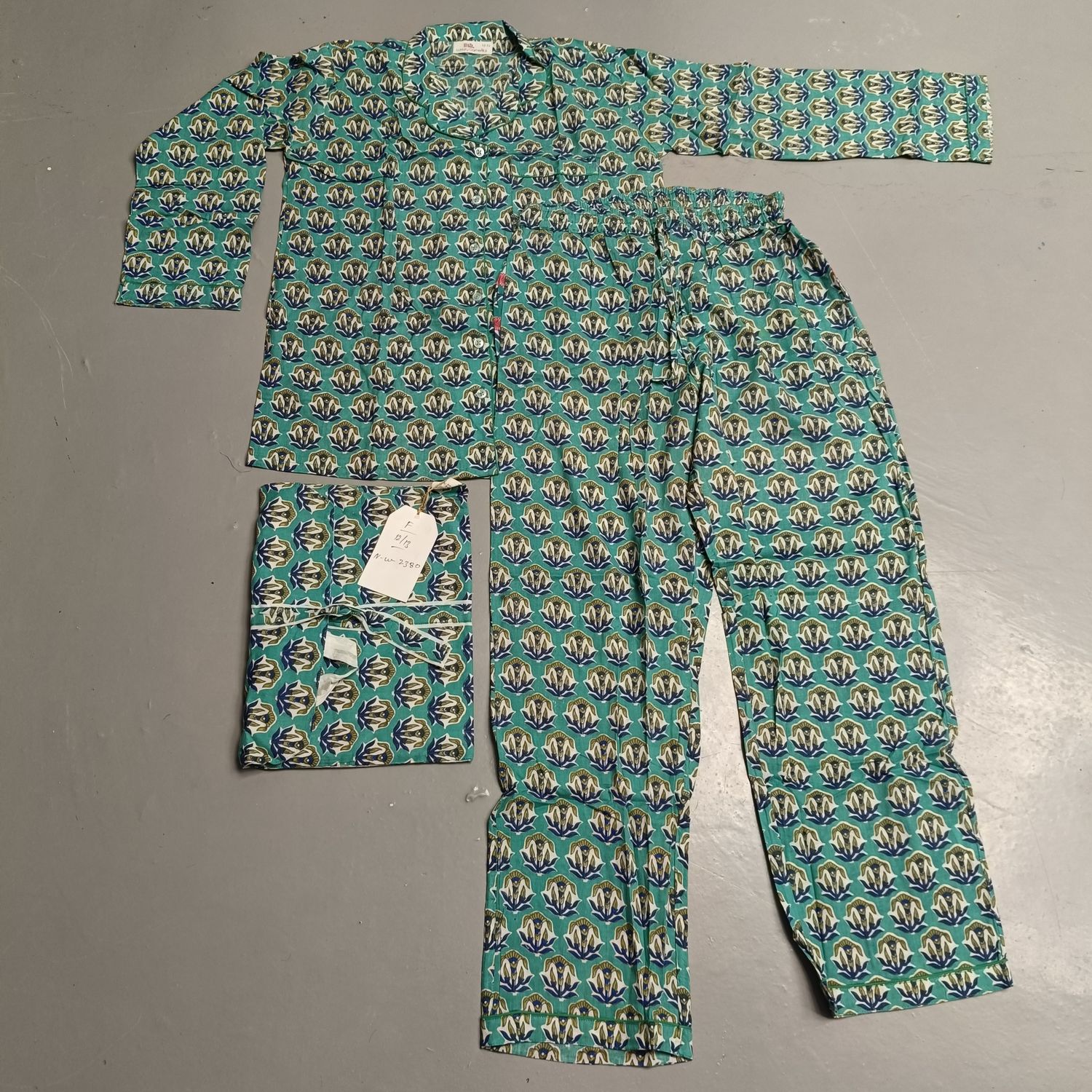 12-13 Year Full Sleeves Full Collar Neck Cotton Pajamas Set