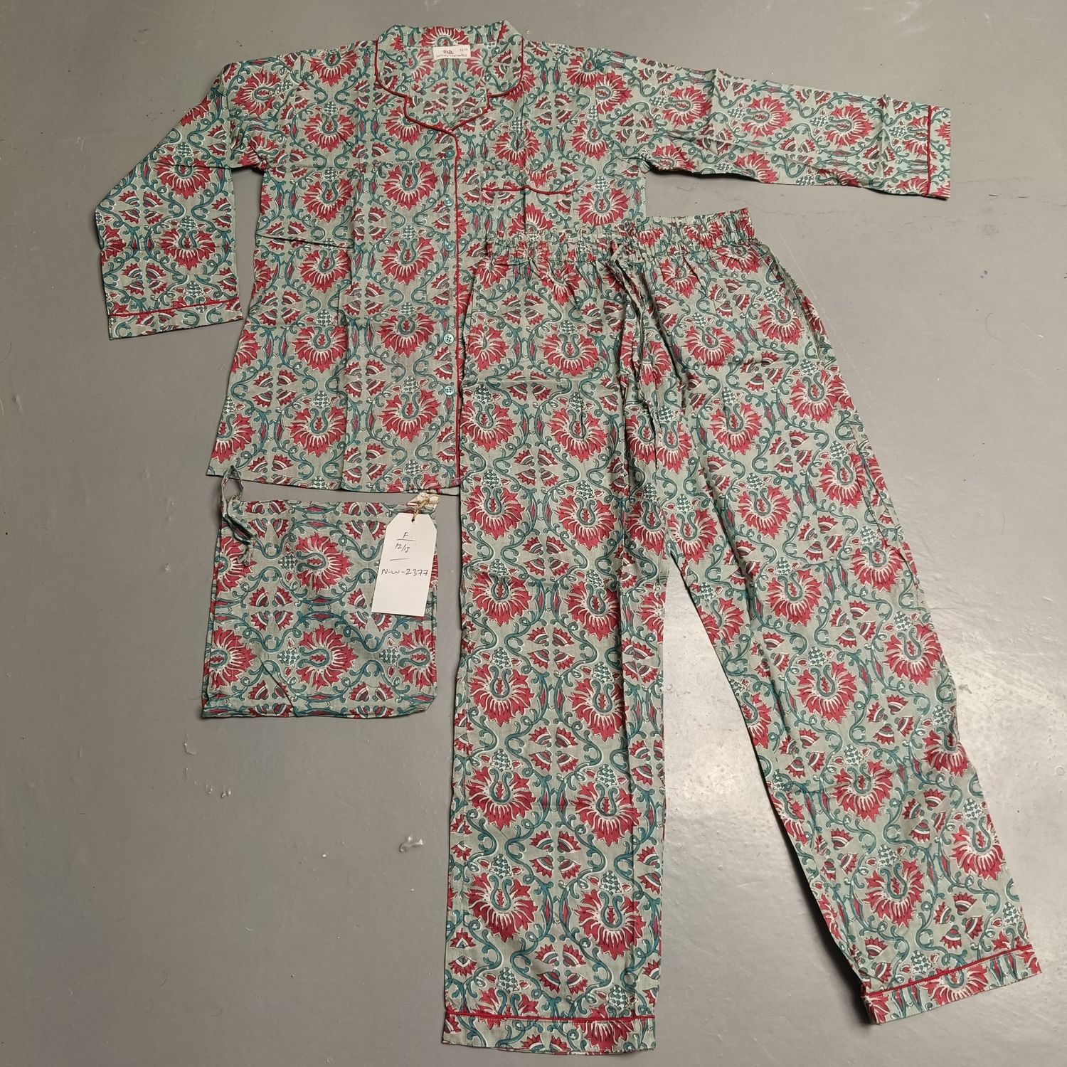 12-13 Year Full Sleeves Full Collar Neck Cotton Pajamas Set