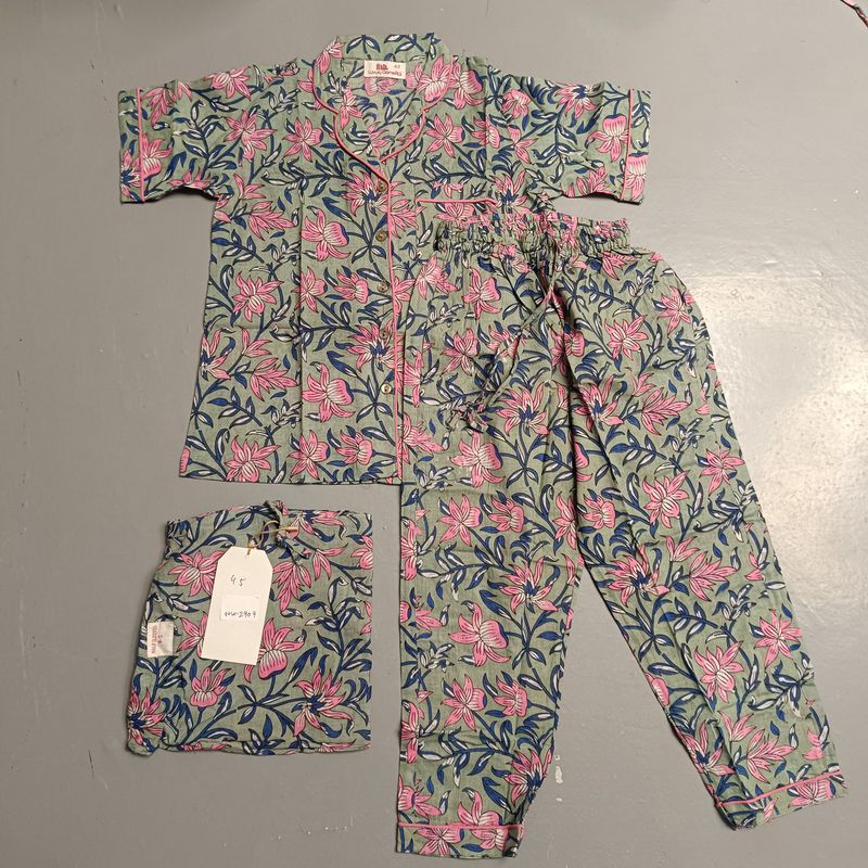 4-5 Year Cotton Half Sleeves Shirt Collar Neck Full Pajama Set