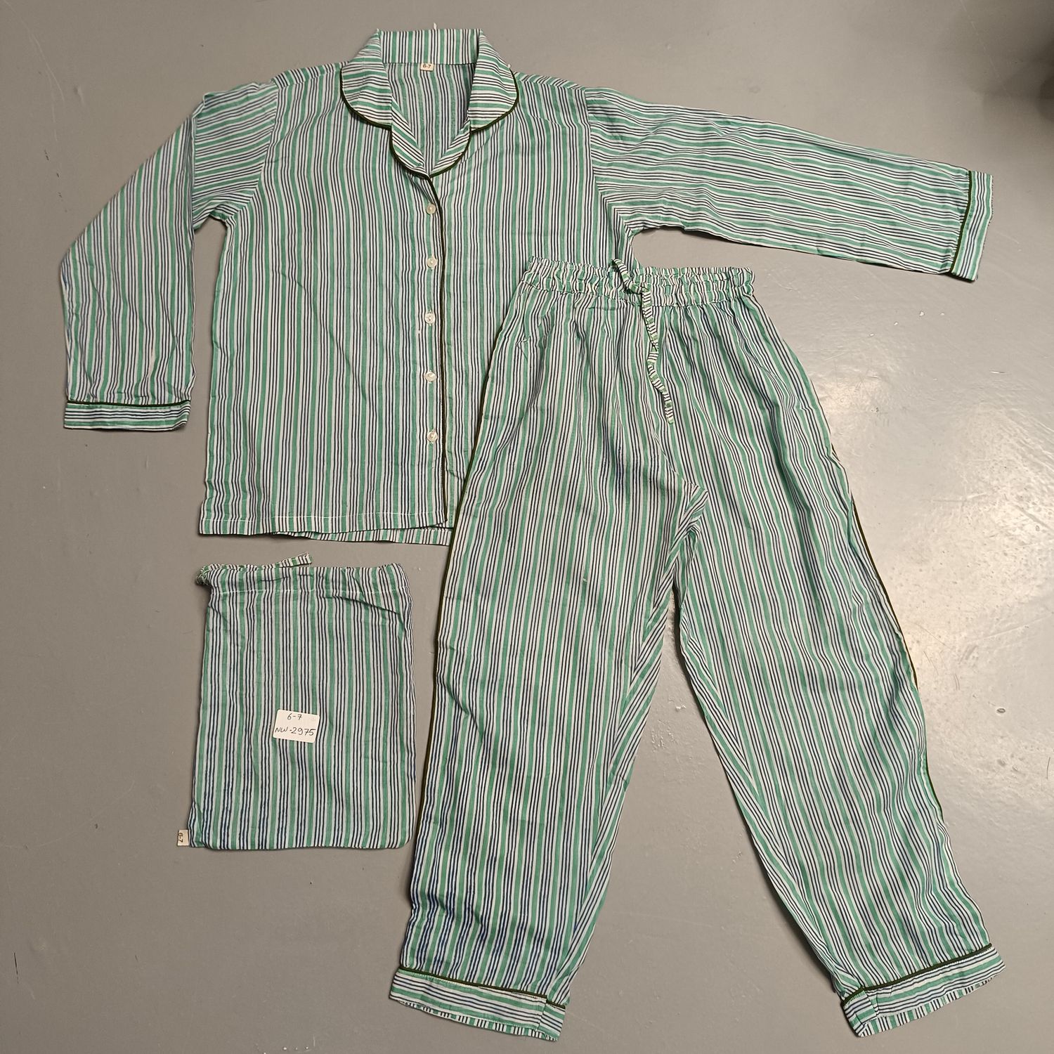 6-7 Year Cotton Full Sleeves Shirt Collar Neck Full Pajama Set