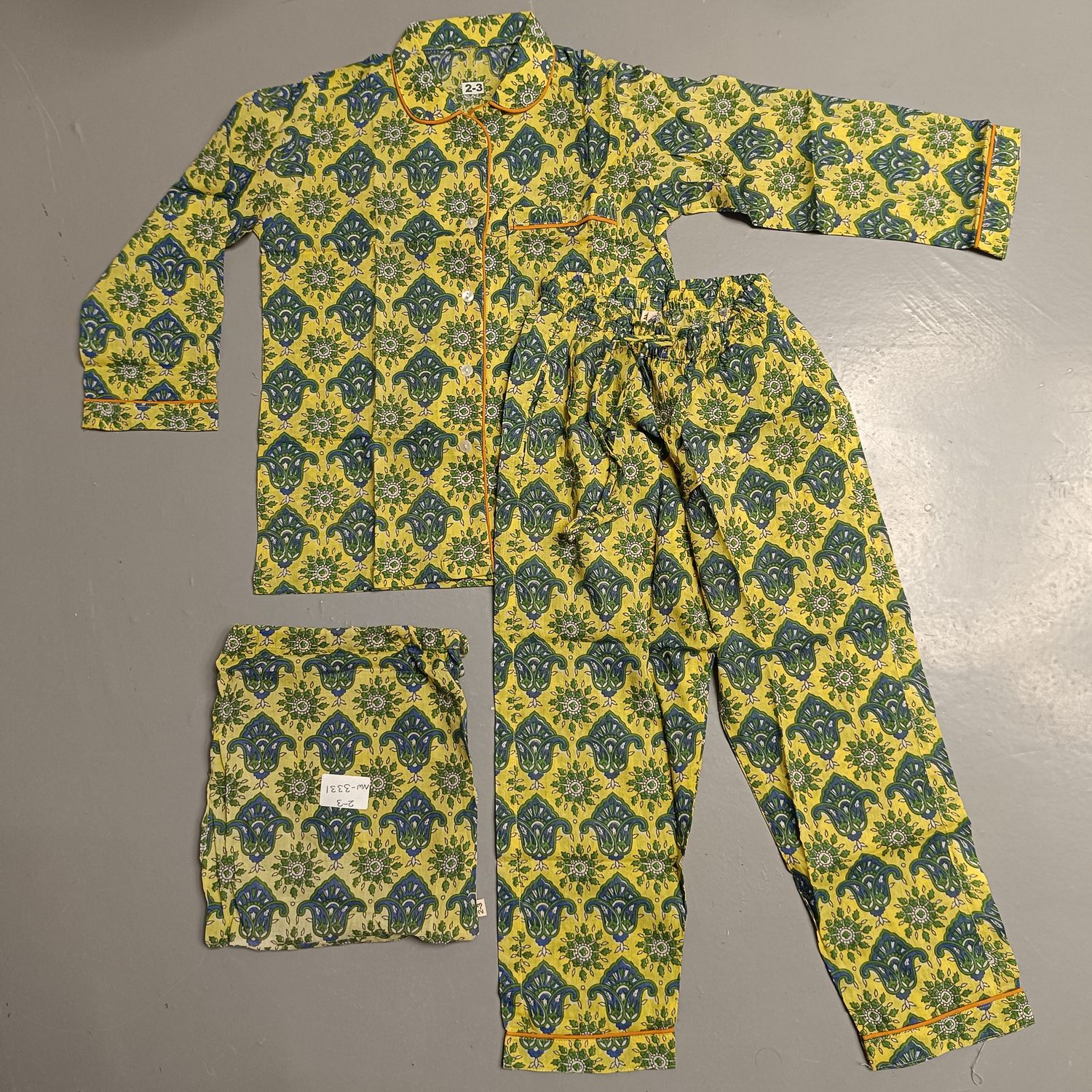 2-3 Year Cotton Full Sleeves Shirt Collar Neck Full Pajama Set