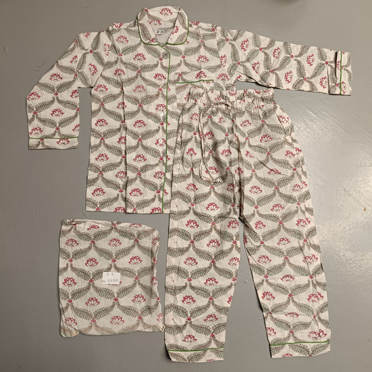 2-3 Year Cotton Full Sleeves Shirt Collar Neck Full Pajama Set