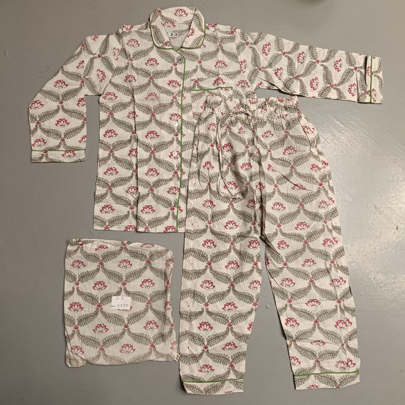 2-3 Year Cotton Full Sleeves Shirt Collar Neck Full Pajama Set