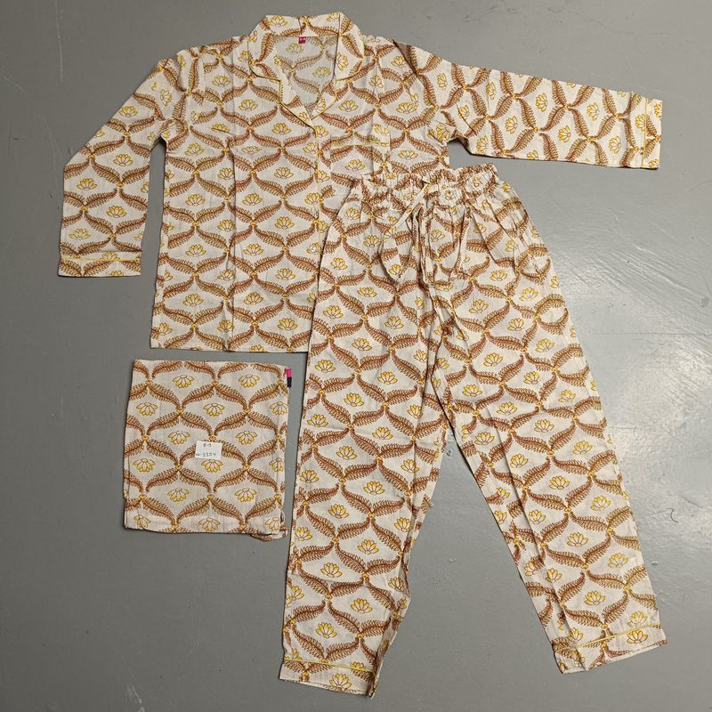 8-9 Year Cotton Full Sleeves Shirt Collar Neck Full Pajama Set